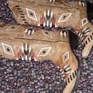 ARIAT BOOTS